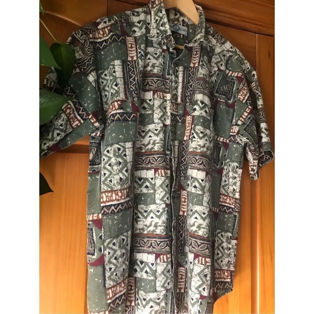 WORLD ISLAND CASUAL BUTTON DOWN HAWAIIAN PRINT SHIRT SZ L
